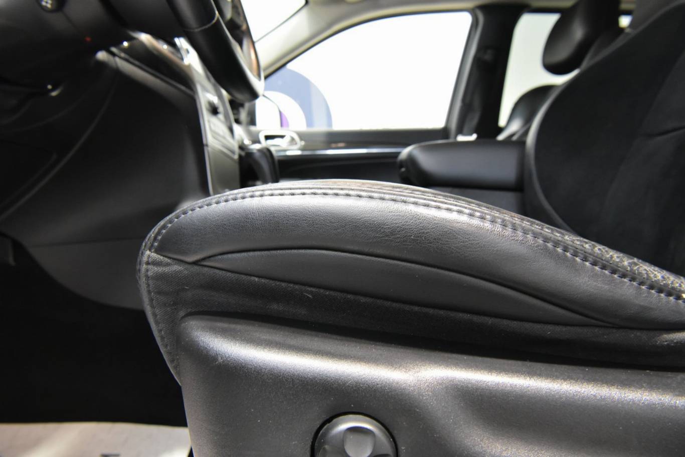 JEEP Grand Cherokee 42