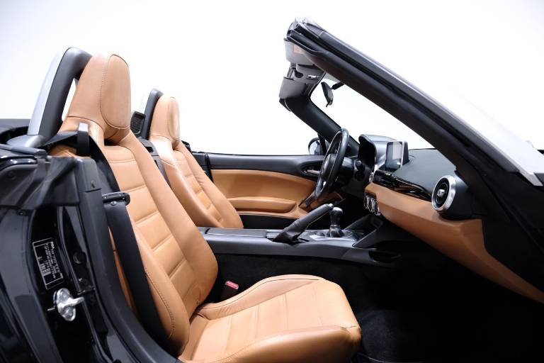 FIAT 124 Spider 56