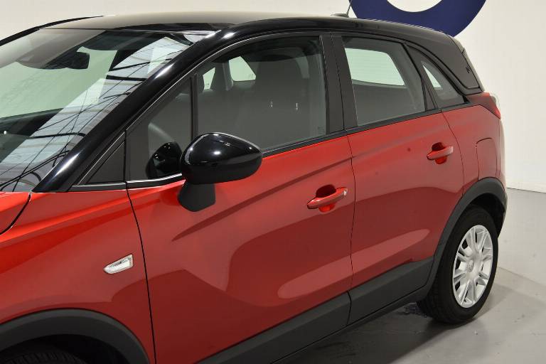 OPEL Crossland X 43
