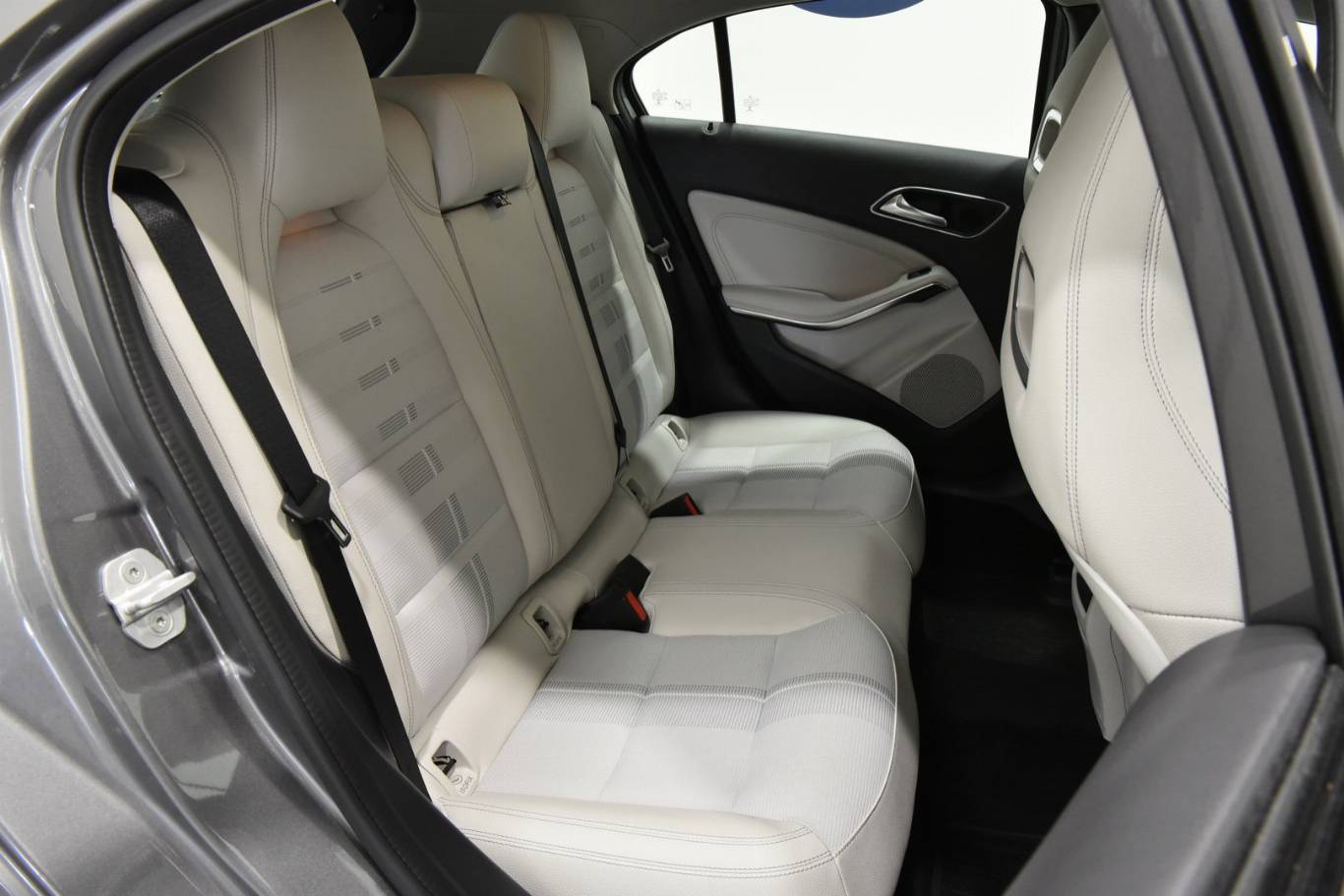 MERCEDES-BENZ A 200 47