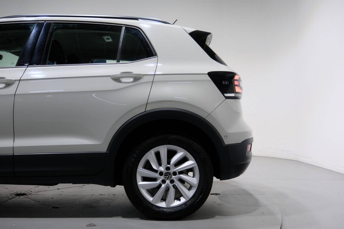 VOLKSWAGEN T-Cross 36