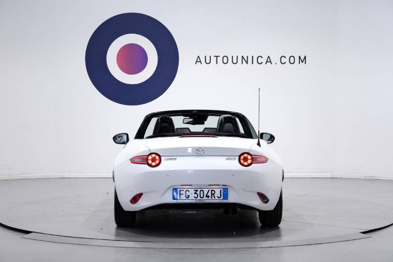 MAZDA MX-5 17