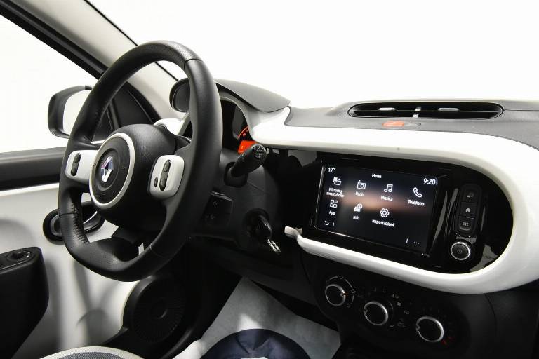 RENAULT Twingo 23