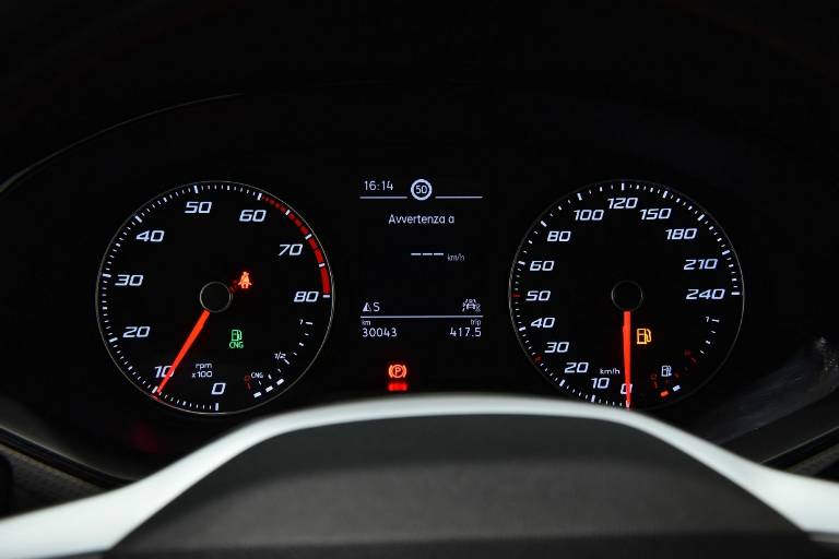 SEAT Arona 25