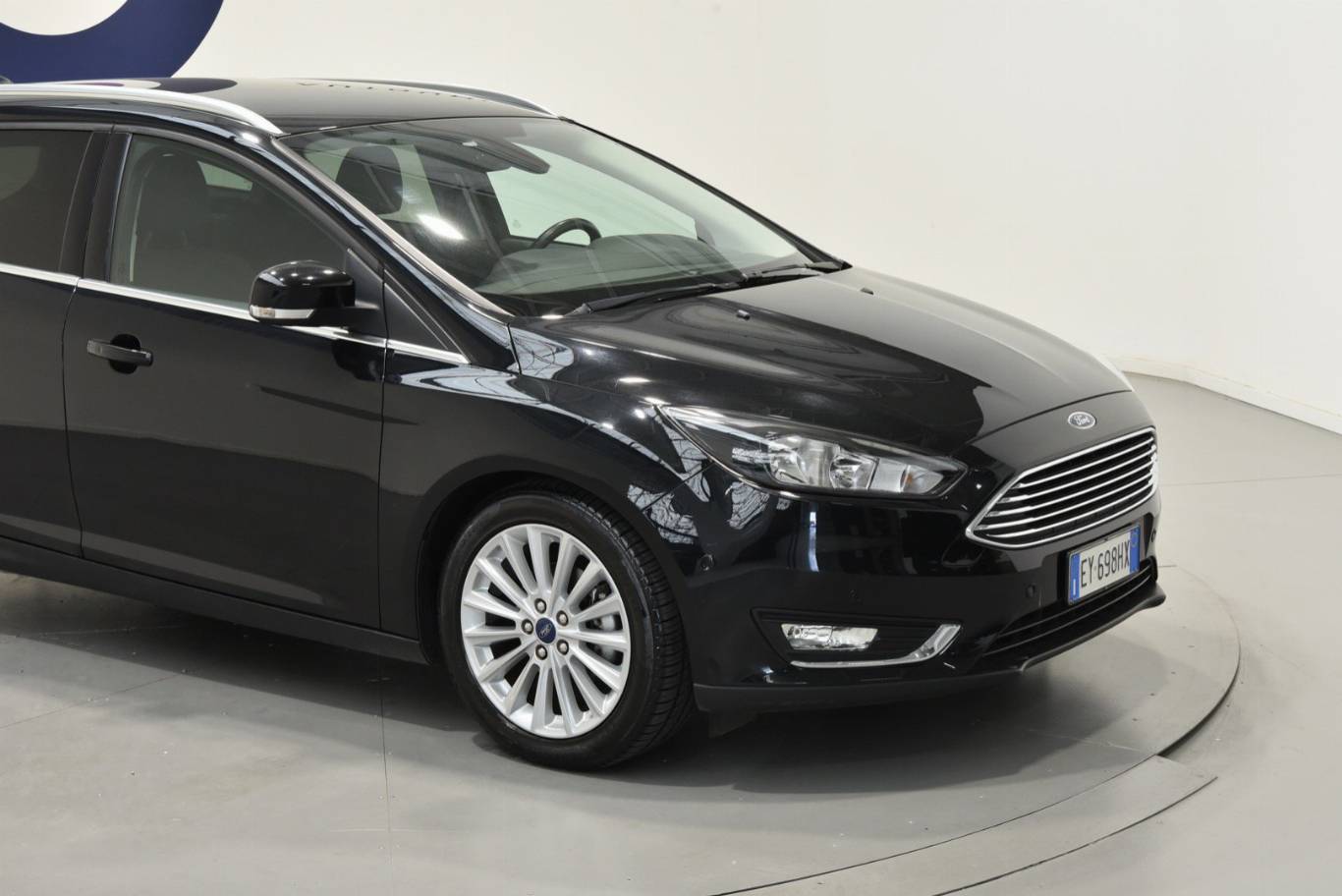 FORD Focus 16