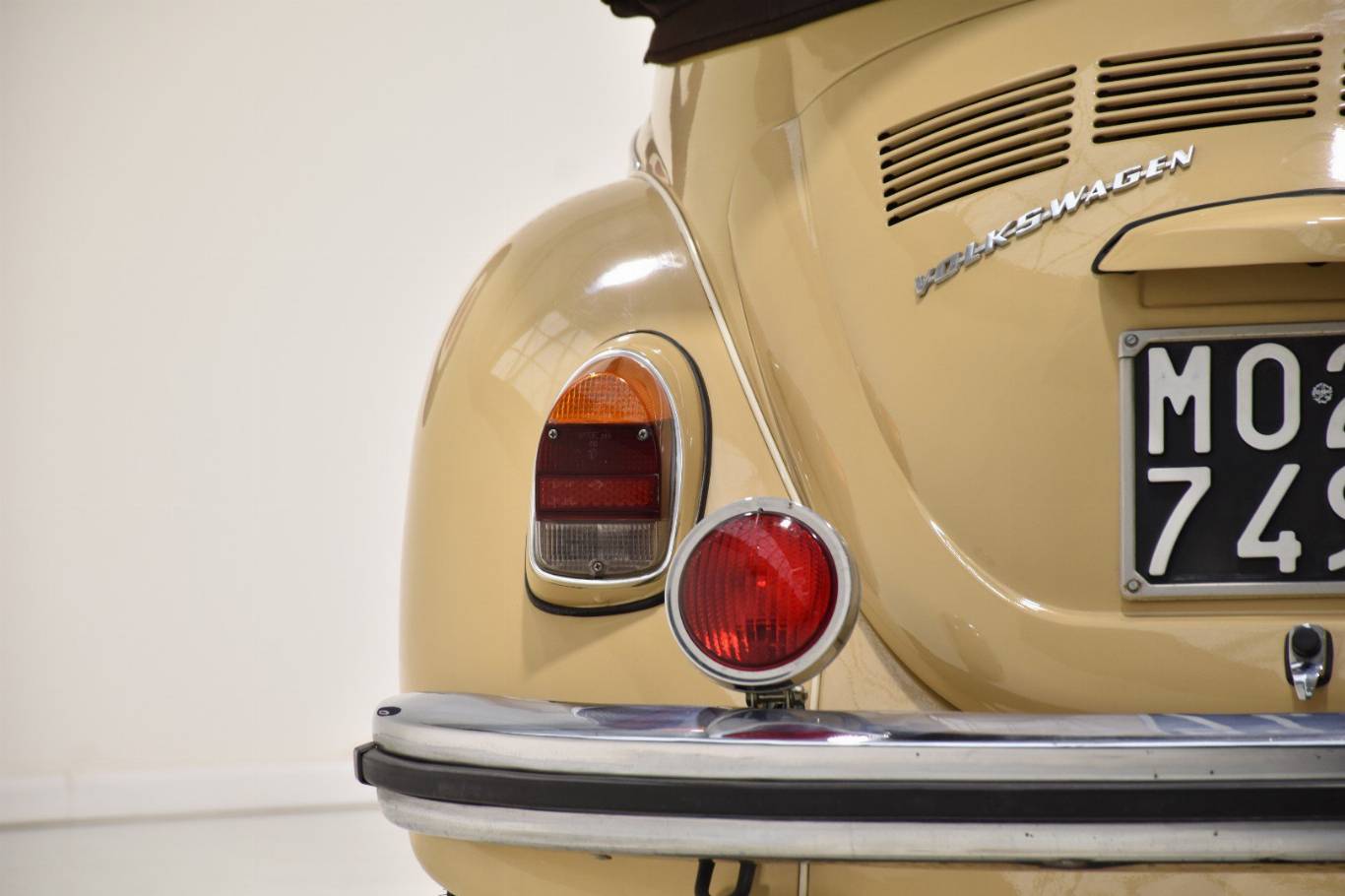 VOLKSWAGEN Maggiolino 85