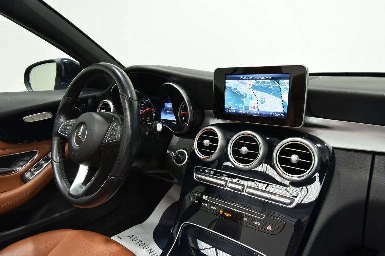 MERCEDES-BENZ C 220 28