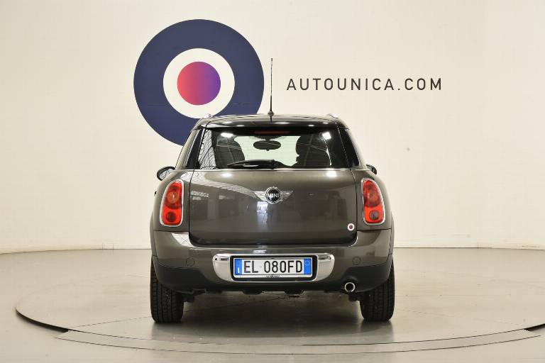 MINI Countryman 6