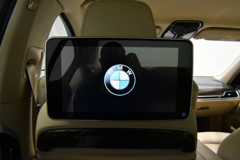 BMW 730 11