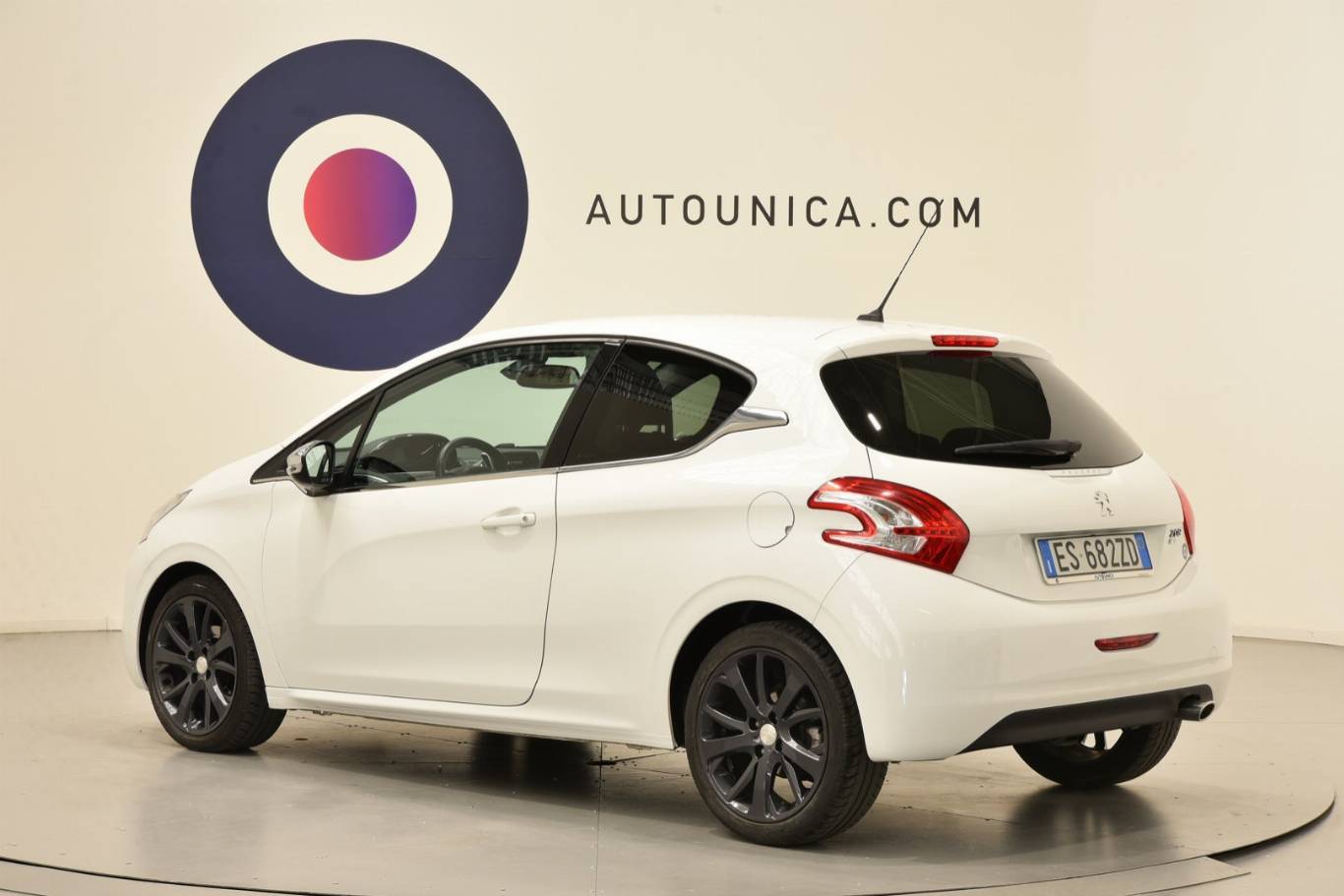 PEUGEOT 208 2