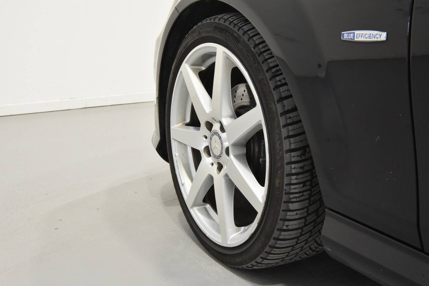 MERCEDES-BENZ C 250 9