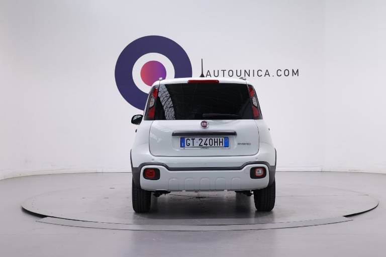 FIAT Panda Cross 16