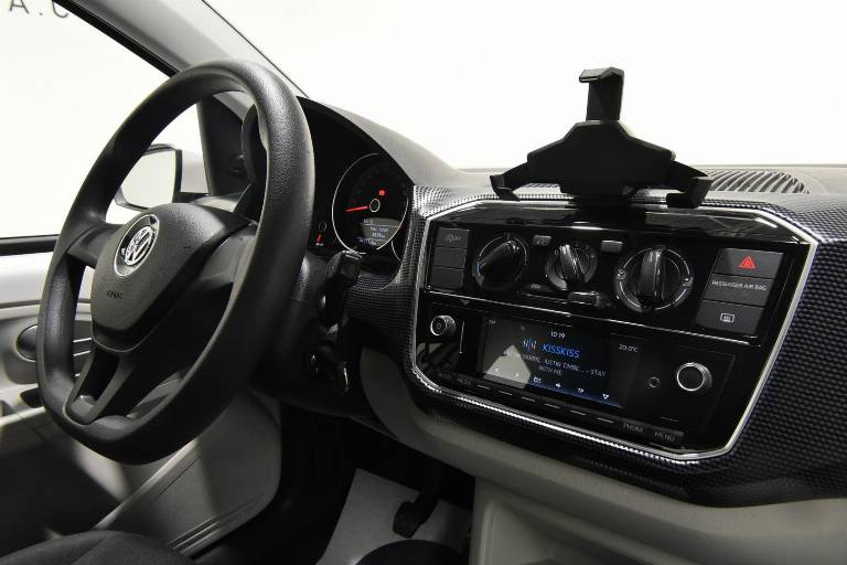 VOLKSWAGEN Up! 32