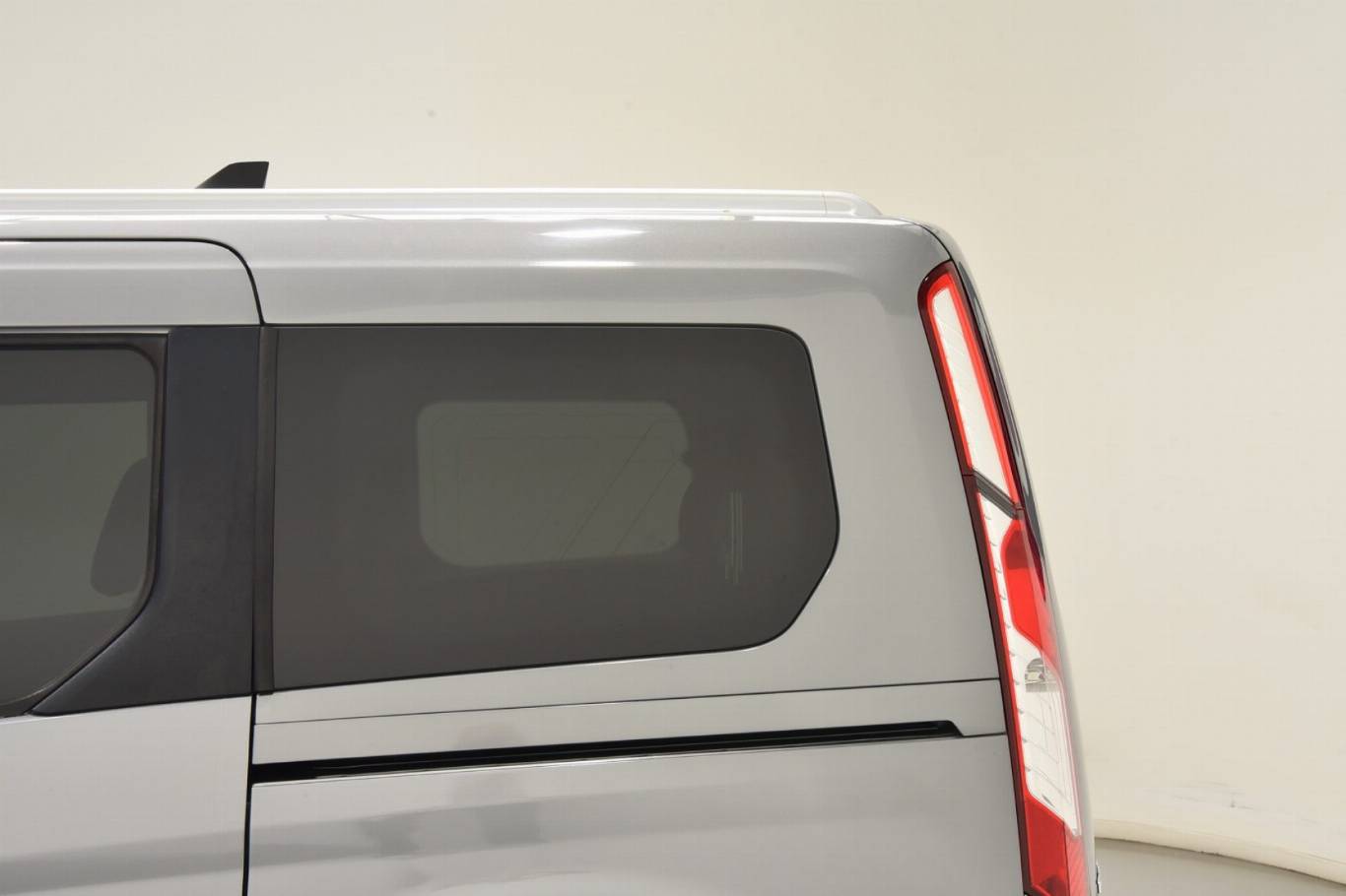 FORD Tourneo Connect 41