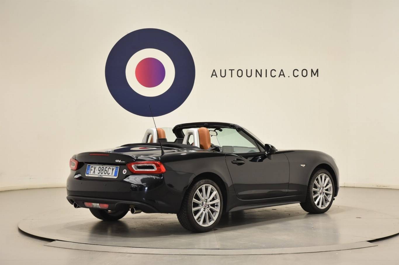 FIAT 124 Spider 10