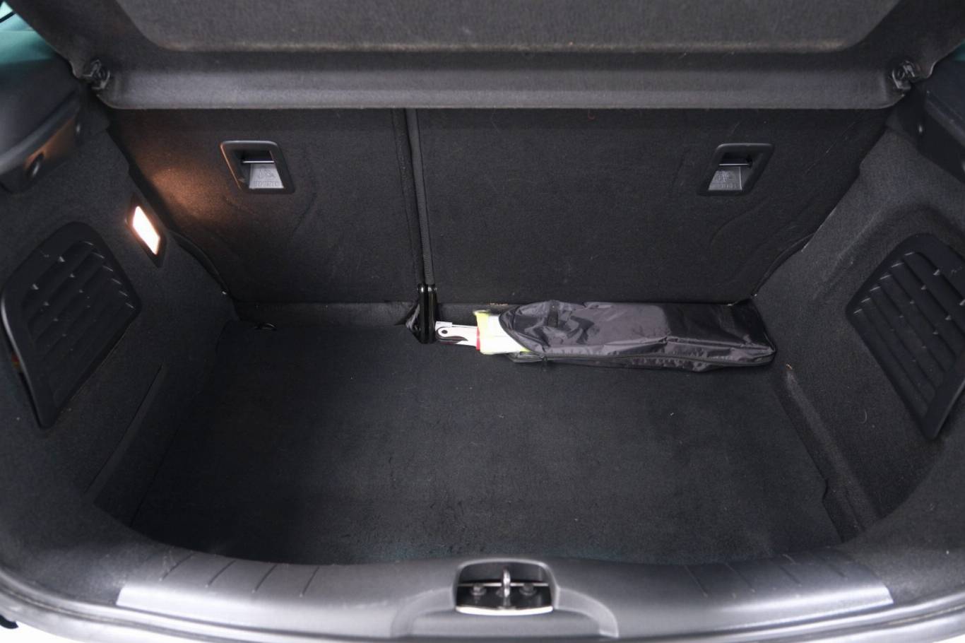 DS AUTOMOBILES DS 3 49