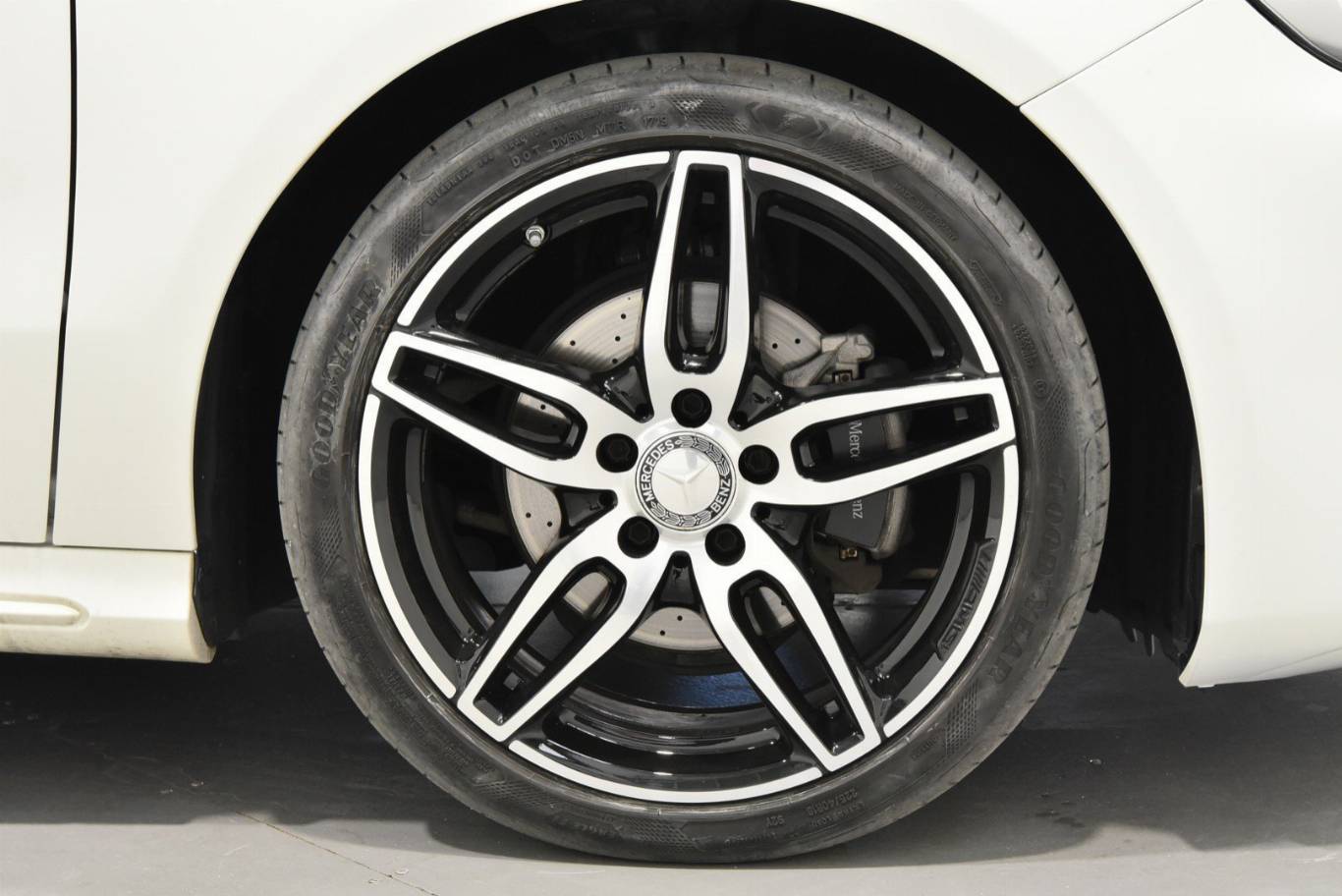 MERCEDES-BENZ A 200 34