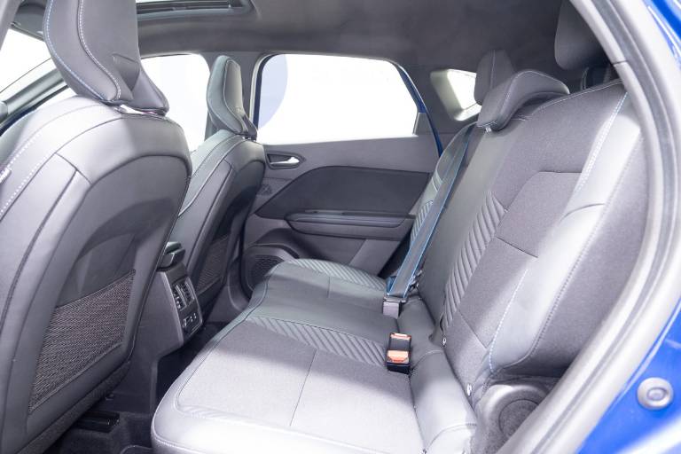 RENAULT Captur 38