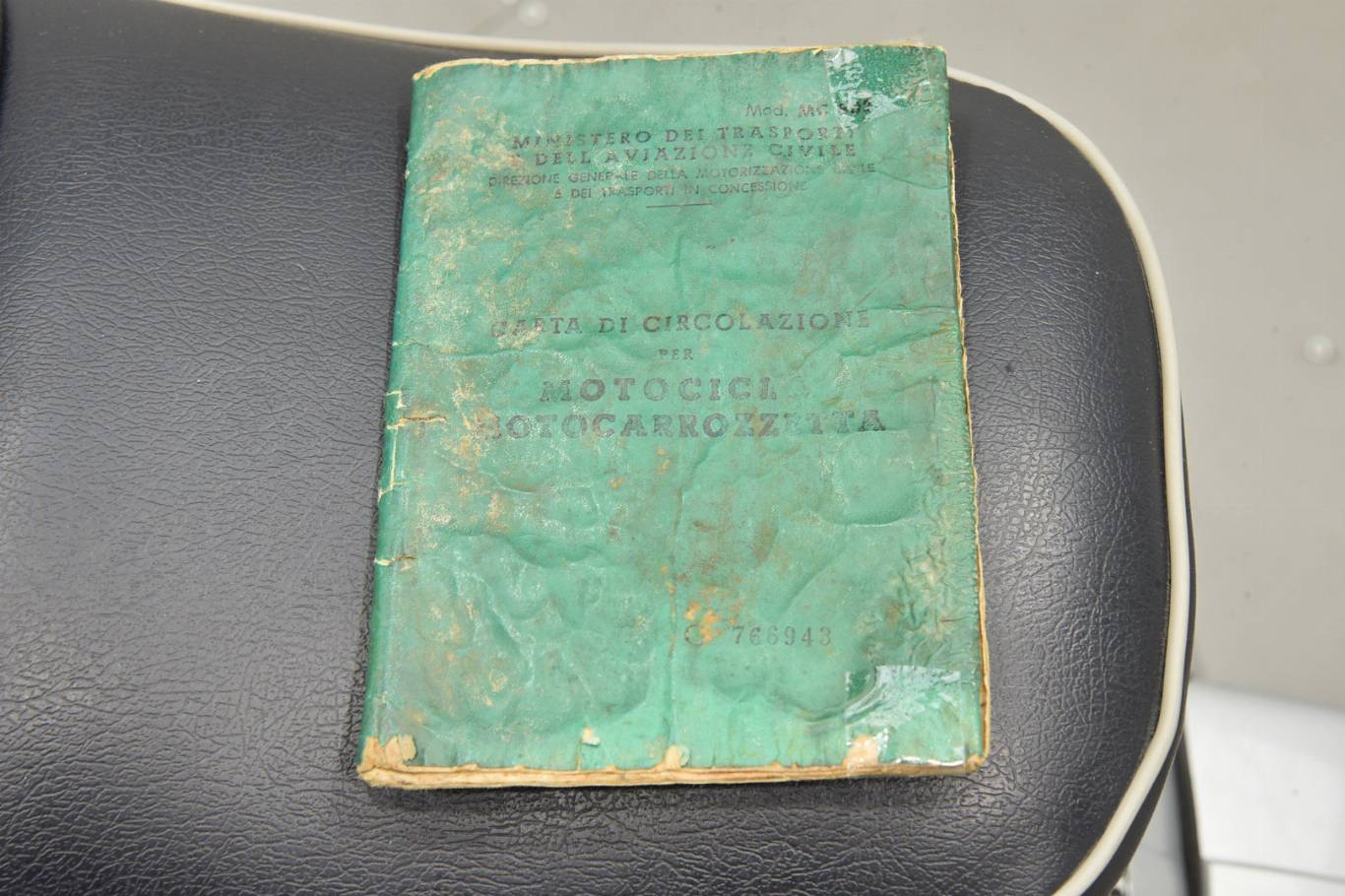 PIAGGIO Vespa 150 Sprint 28