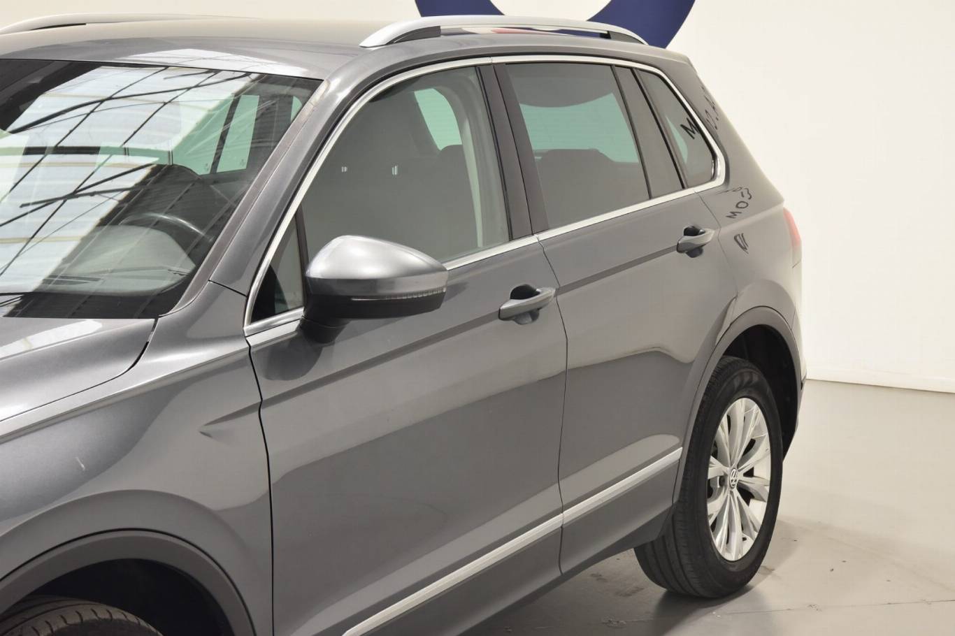 VOLKSWAGEN Tiguan 35