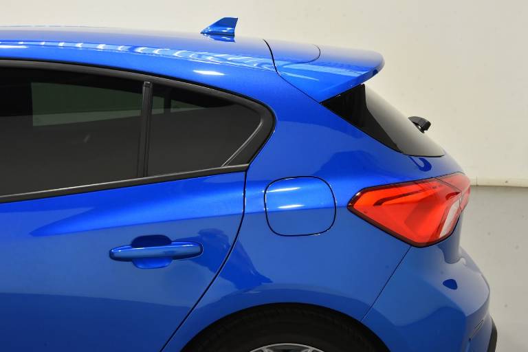 FORD Focus 44