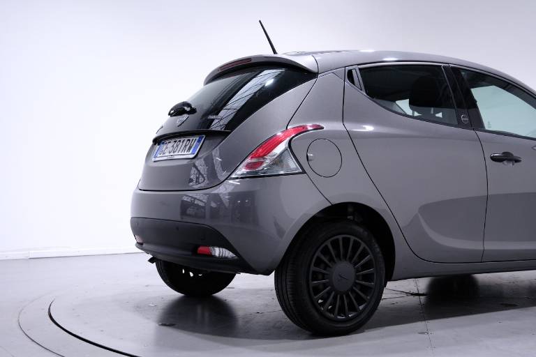 LANCIA Ypsilon 47