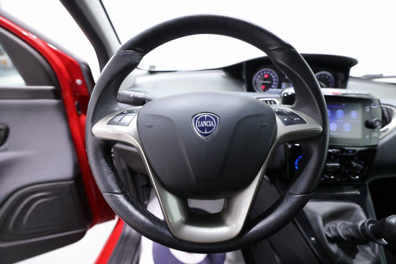 LANCIA Ypsilon 7