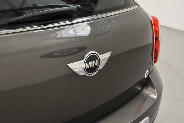 MINI Countryman 46