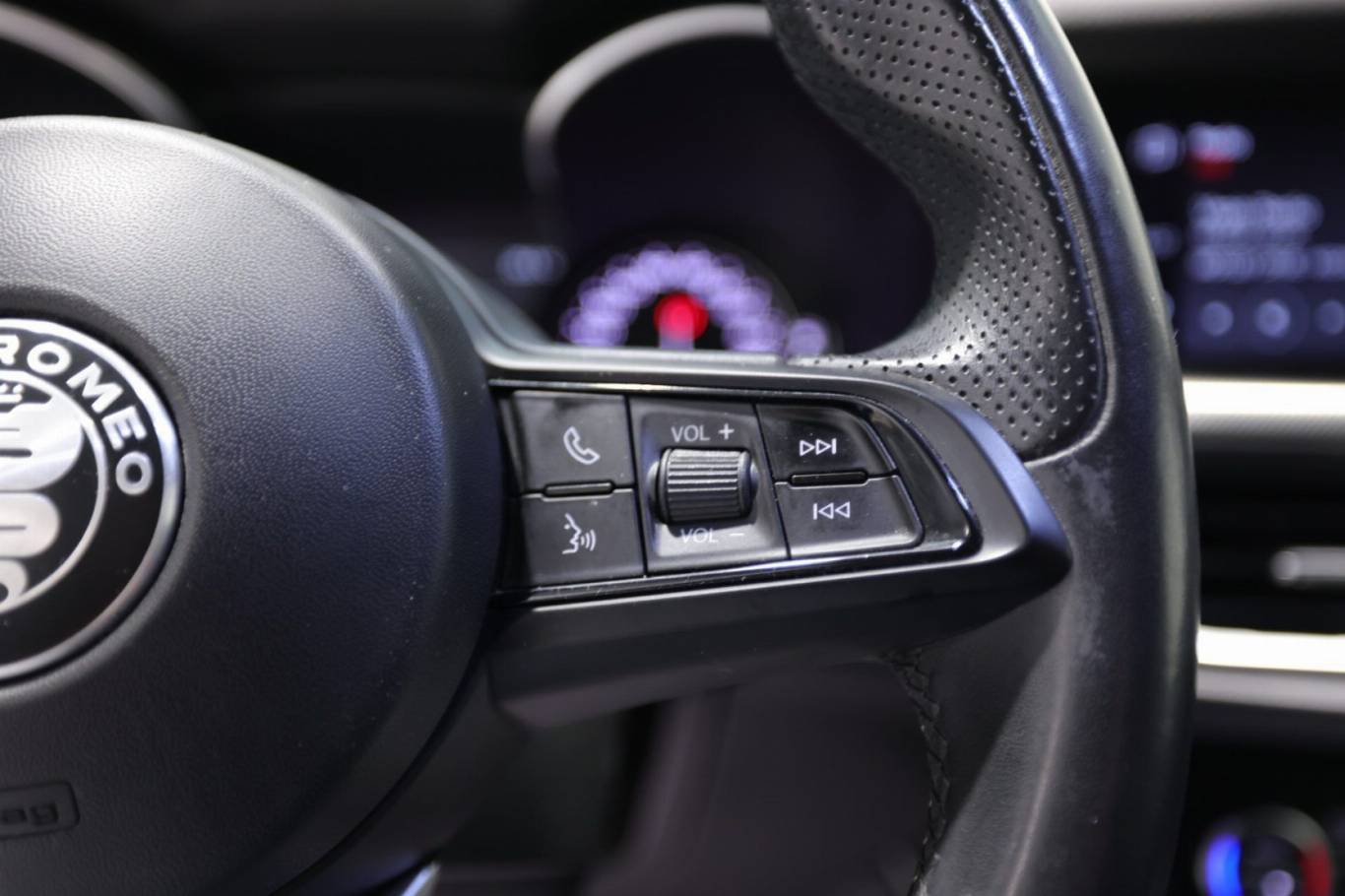 ALFA ROMEO Stelvio 22