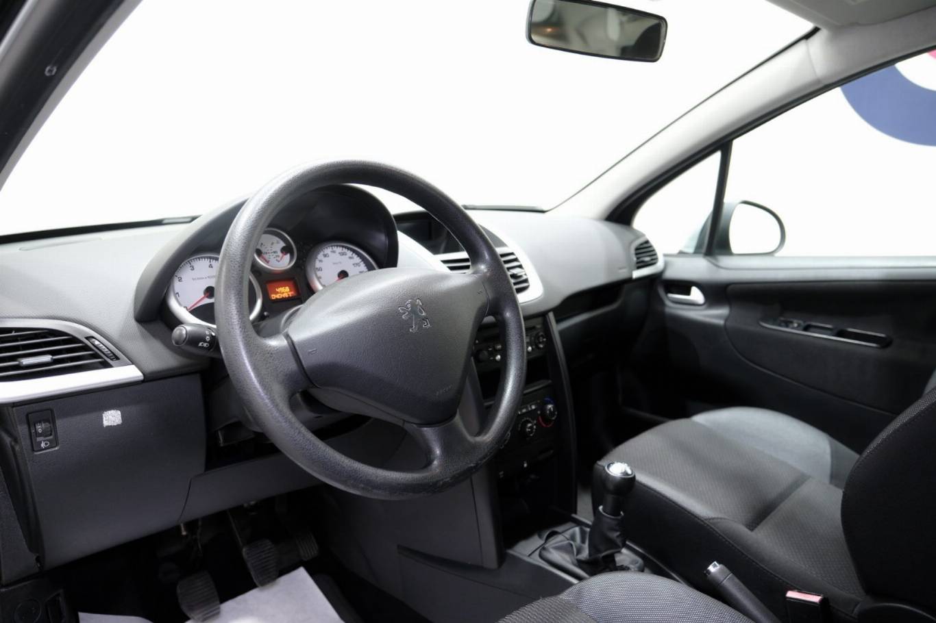 PEUGEOT 207 5