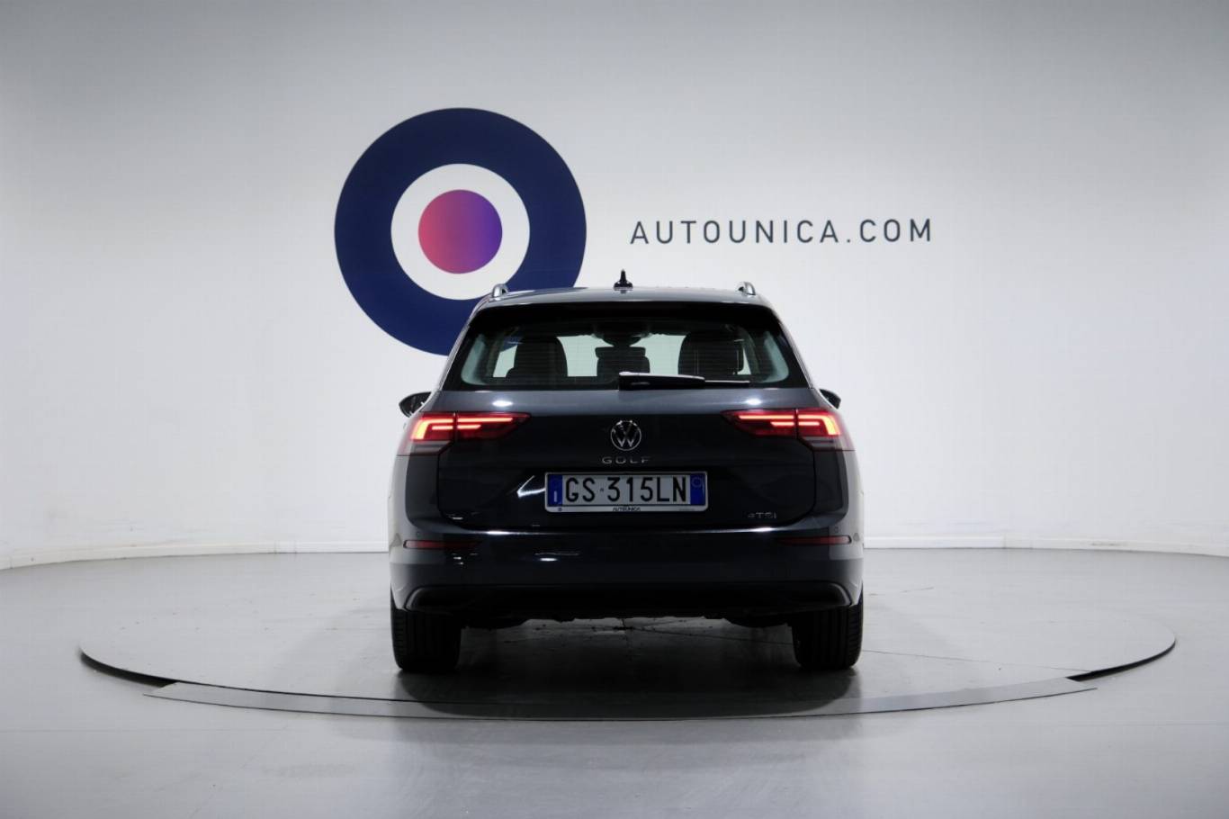 VOLKSWAGEN Golf Variant 16