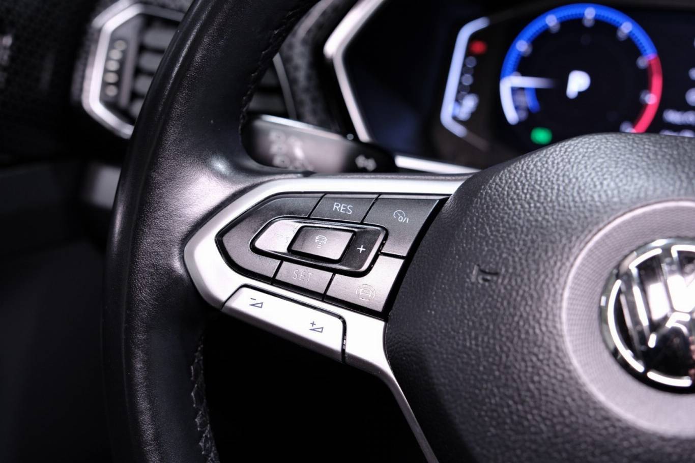 VOLKSWAGEN T-Cross 21