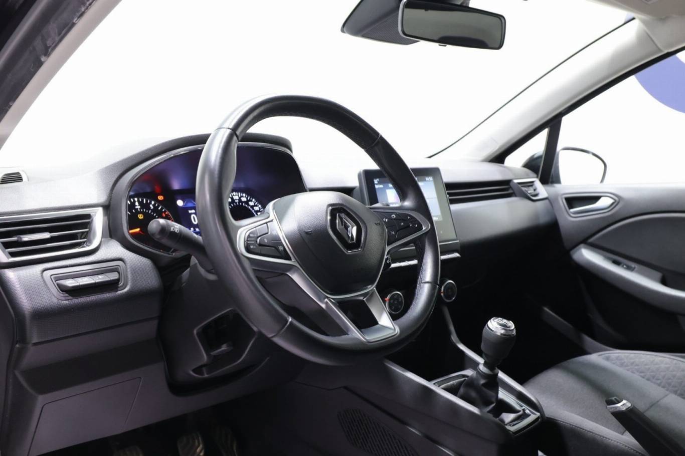 RENAULT Clio 5