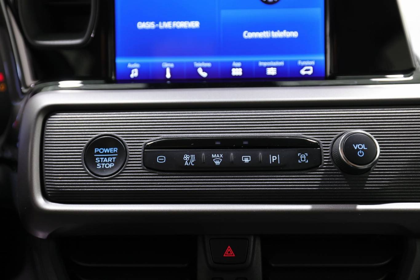 FORD Tourneo Courier 34