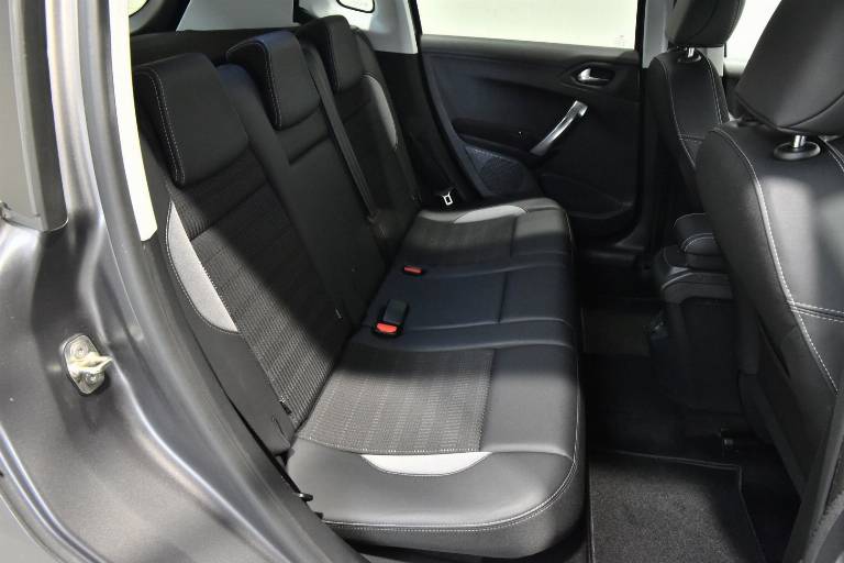 PEUGEOT 2008 50