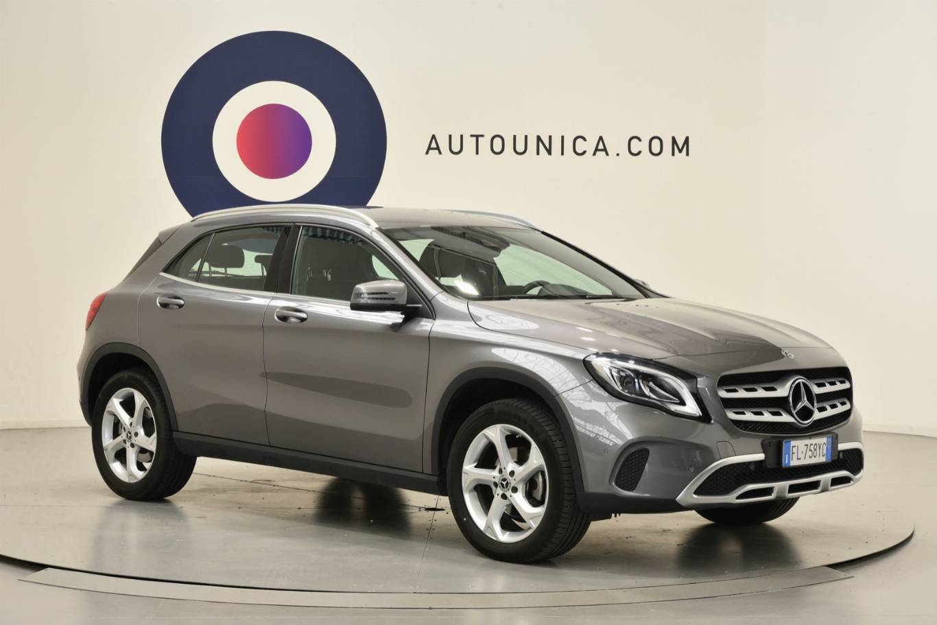 MERCEDES-BENZ GLA 200 29