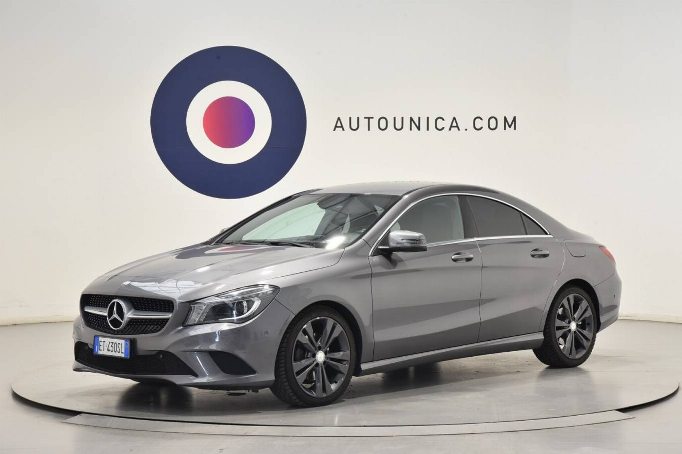 MERCEDES-BENZ CLA 200 1