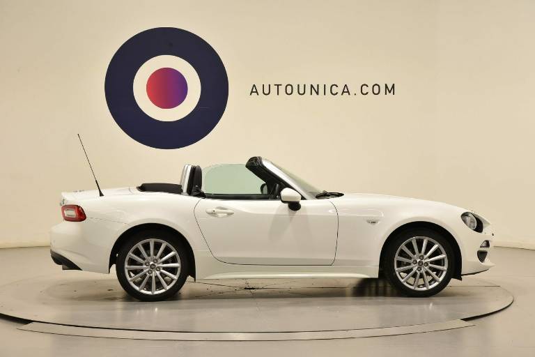 FIAT 124 Spider 15