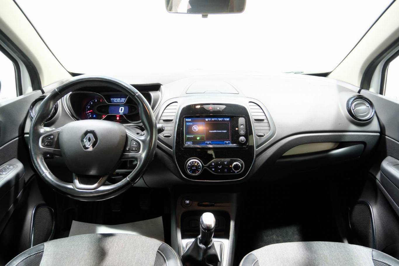 RENAULT Captur 10