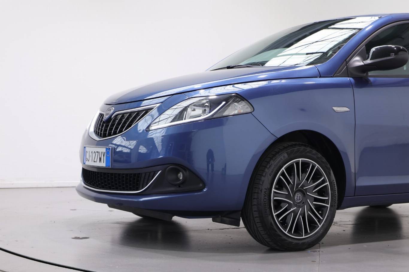 LANCIA Ypsilon 11
