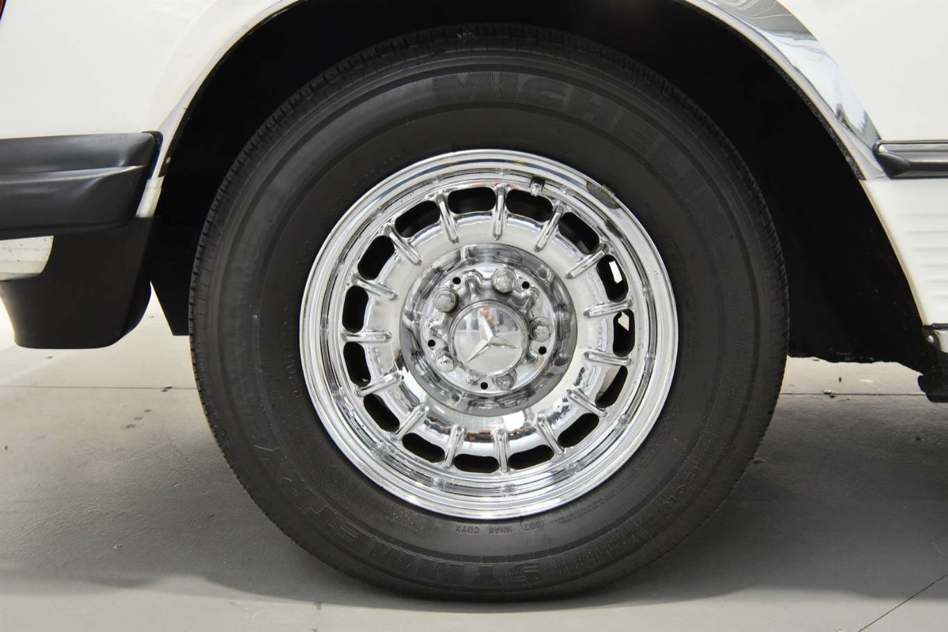 MERCEDES-BENZ SL 450 33