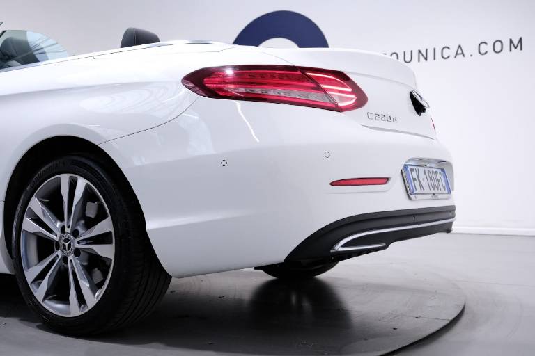 MERCEDES-BENZ C 220 49