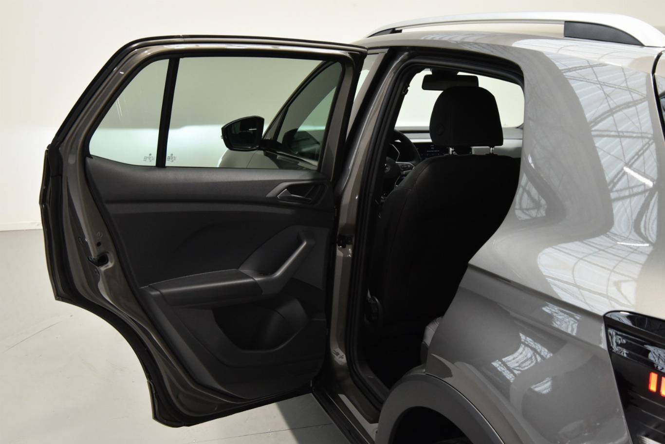 VOLKSWAGEN T-Cross 44