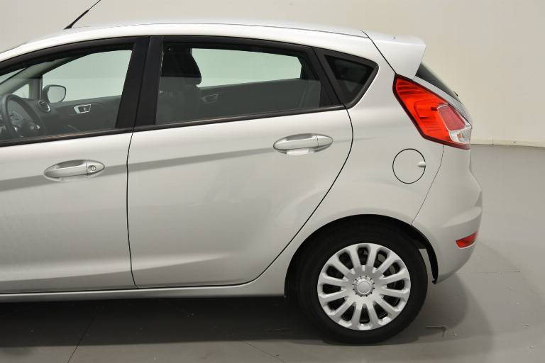 FORD Fiesta 52