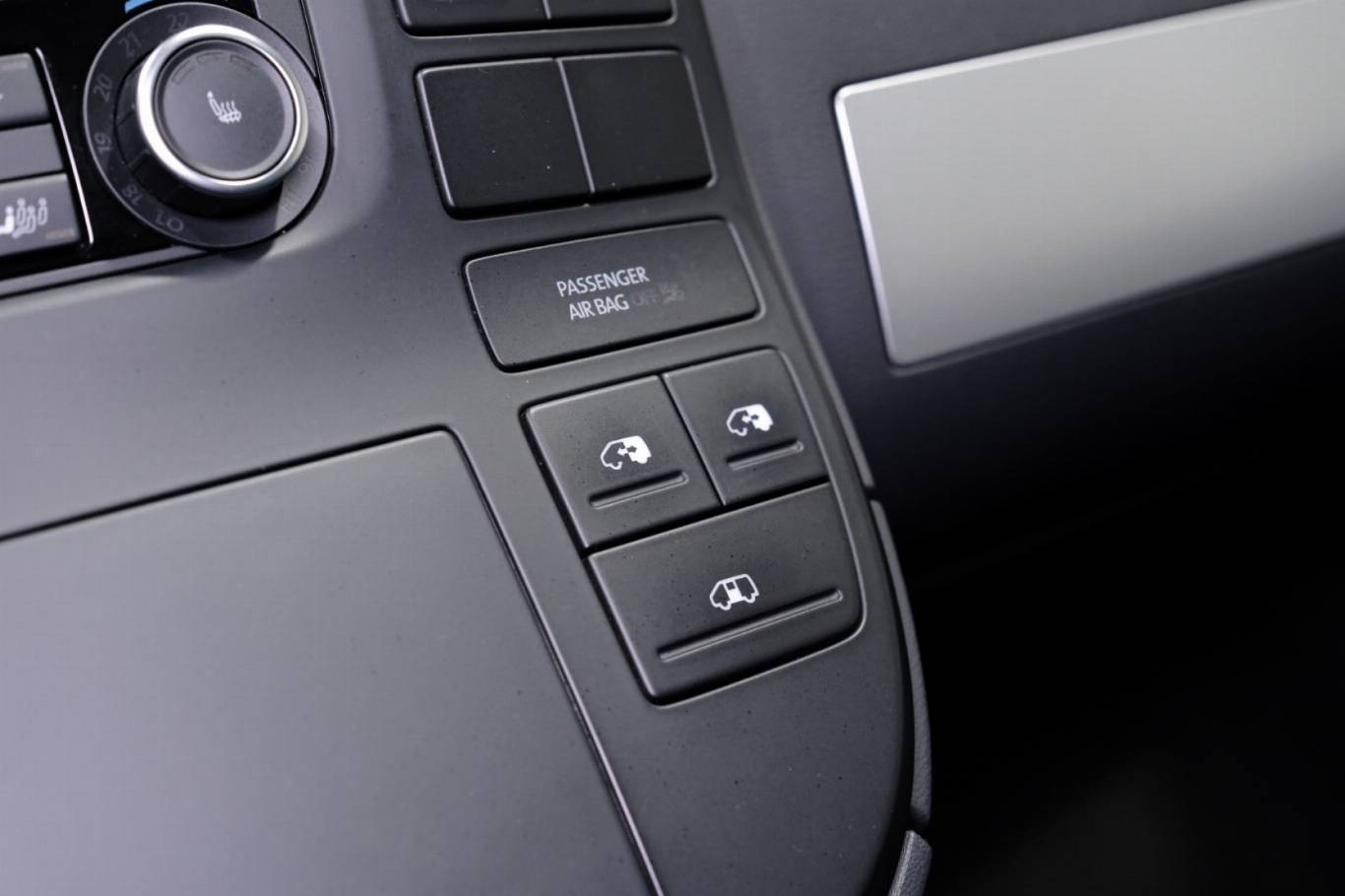 VOLKSWAGEN T5 Multivan 29