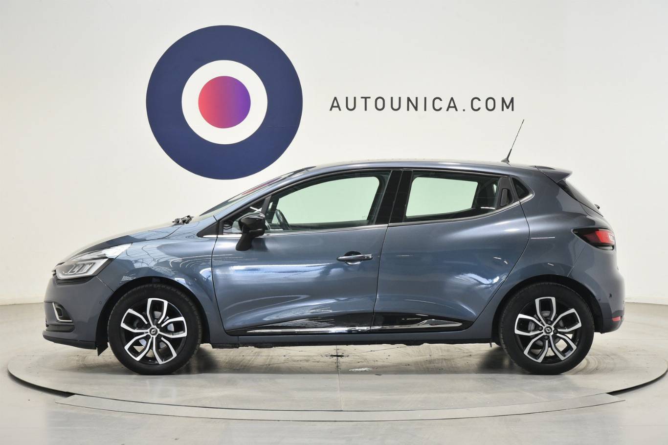 RENAULT Clio 32