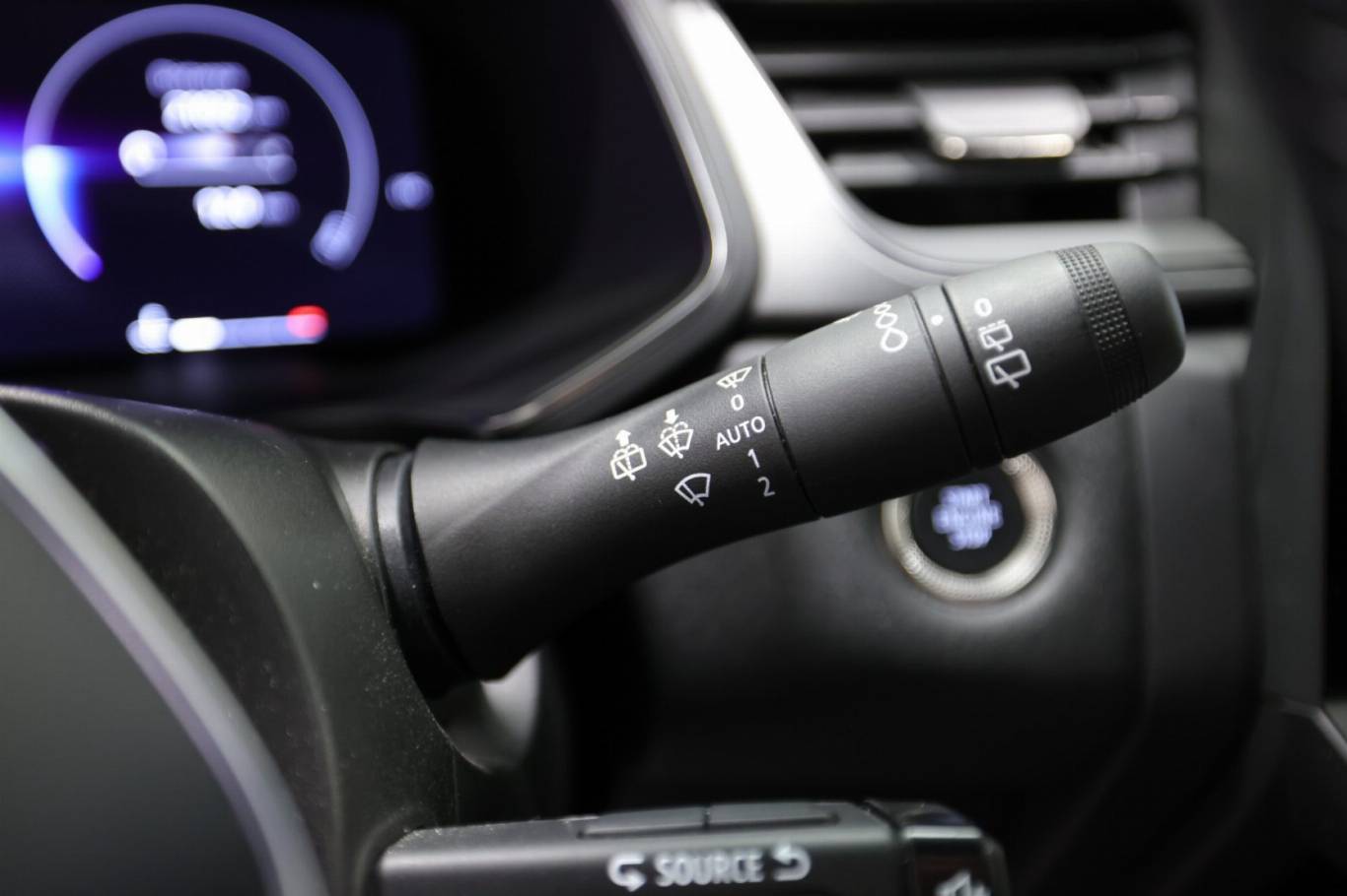 RENAULT Captur 23