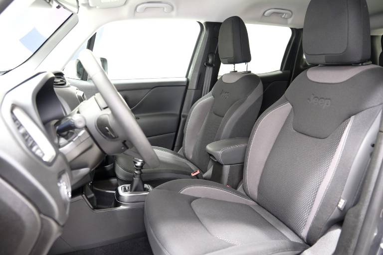 JEEP Renegade 6