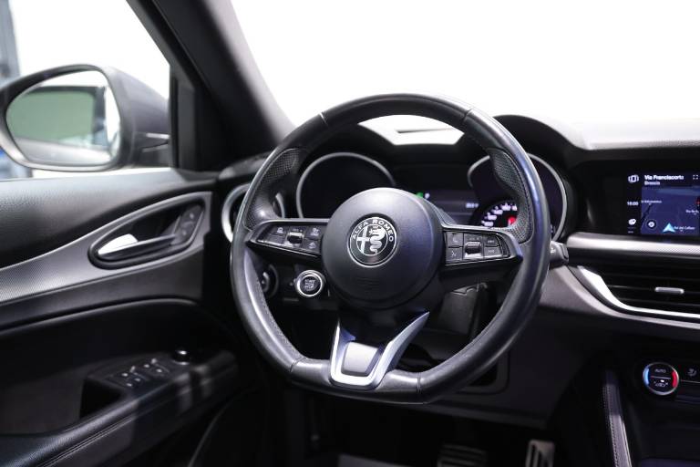 ALFA ROMEO Stelvio 41