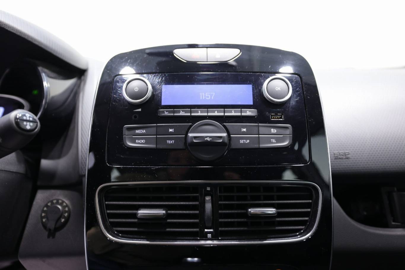 RENAULT Clio 9